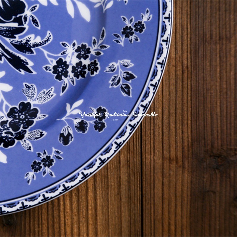 BLUE AND WHITE DESIGN CERAMIC SIDE PLATE 20CM