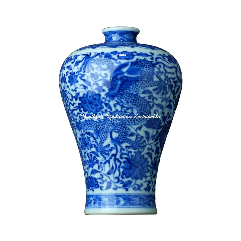 Chai Kiln Imitation Qing Dynasty Qianlong Blue and White Dragon Piercing Plum Vase