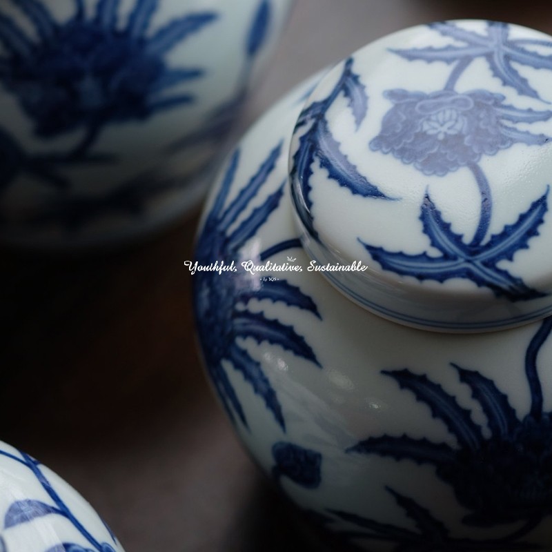 Imitation Ch’eng-hua Blue and White Okra Jar with Gardenia Design